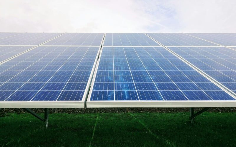 Instalación de paneles solares en casas de Panamá: paso a paso