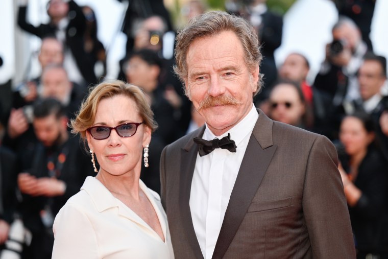 Robin Dearden y Bryan Cranston en la proyección de "ciudad de asteroides" el festival de cine de Cannes en Cannes, Francia